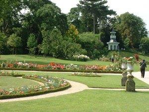 green and gardens